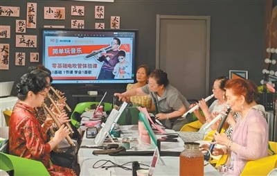 盟牛配资 创新消费场景，商圈好买更好逛（中国消费向新而行）